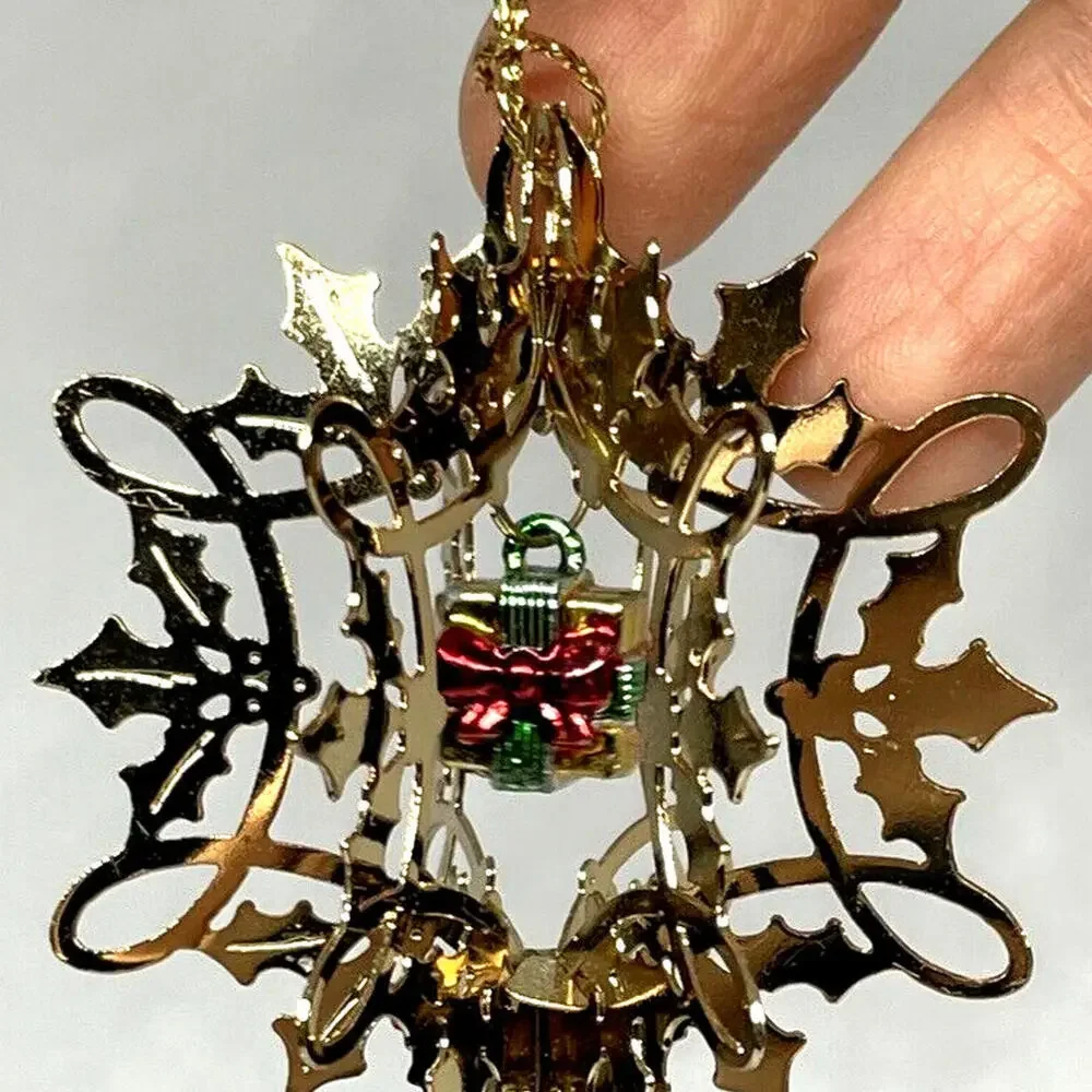 Brass Icicle Star Christmas Ornament with Pendant LOT of‎ 4 Vintage